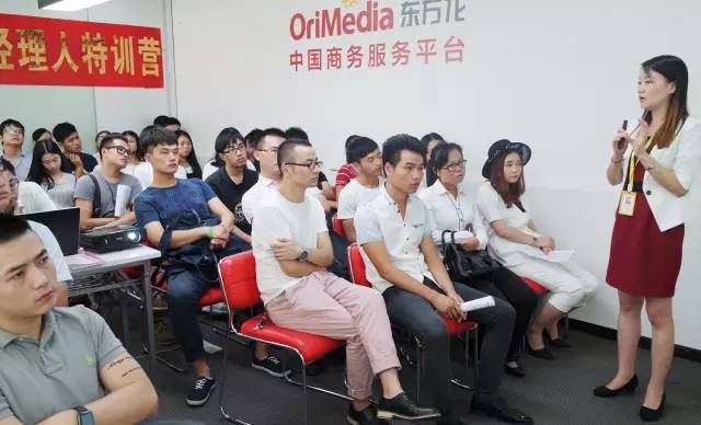 東方龍商務(wù)舉辦招聘會，伯樂尋良馬，明主覓賢才